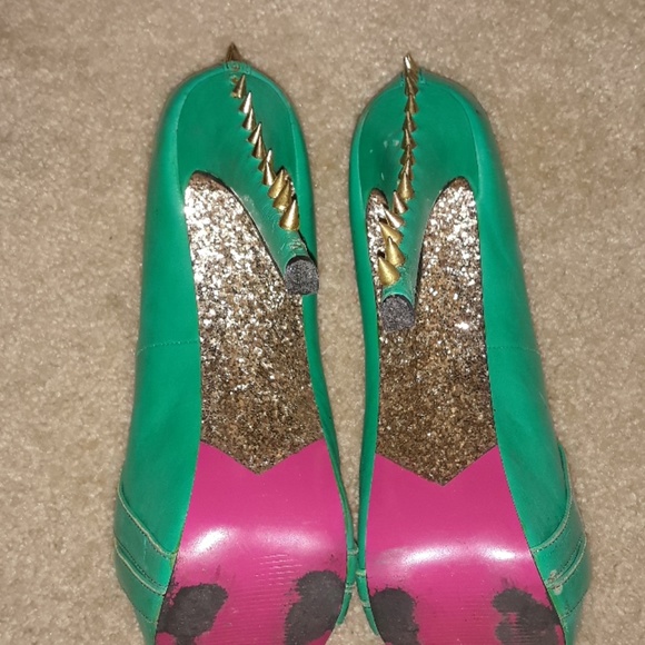 Anette Spiked Bow Platforms - Picture 3 of 4